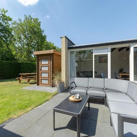 Contemporary Bungalow With Garden Sint Maartensvlotbrug Exterior foto